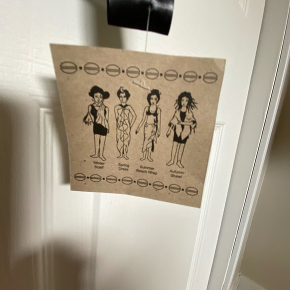 Casual Movements Floral Summer Beach Wrap- Scarf-Shawl- O/S - Picture 7 of 10